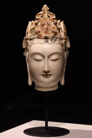 Northern Qi Dynasty Stone-carved Avalokiteshvara Buddha head