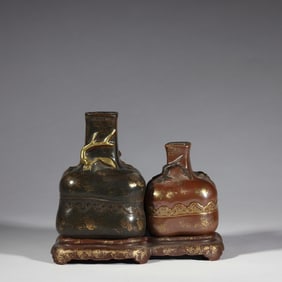 QING DYNASTY BRONZE-GLAZED DOUBLE-NECKED VASE
