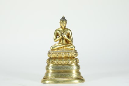SILVER-GILT MONGOLIAN BUDDHA STATUE FROM THE QING DYNASTY