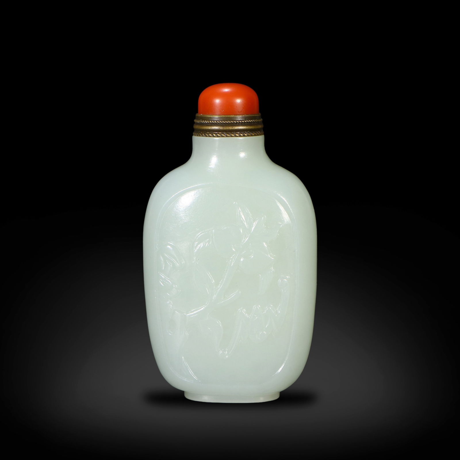 Qing Dynasty Hetian white jade snuff bottle carved with fortune-longevity motifs and poems (1 of 4)