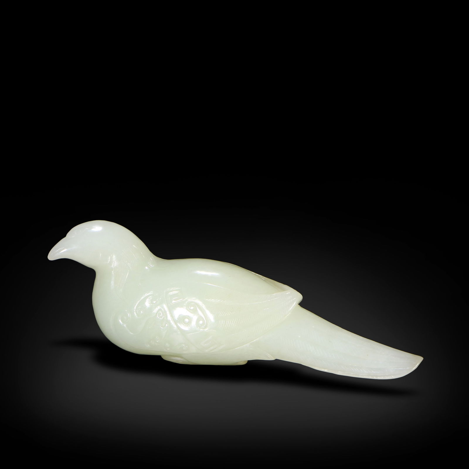 Qing Dynasty Hetian white jade carved bird ornament (1 of 4)