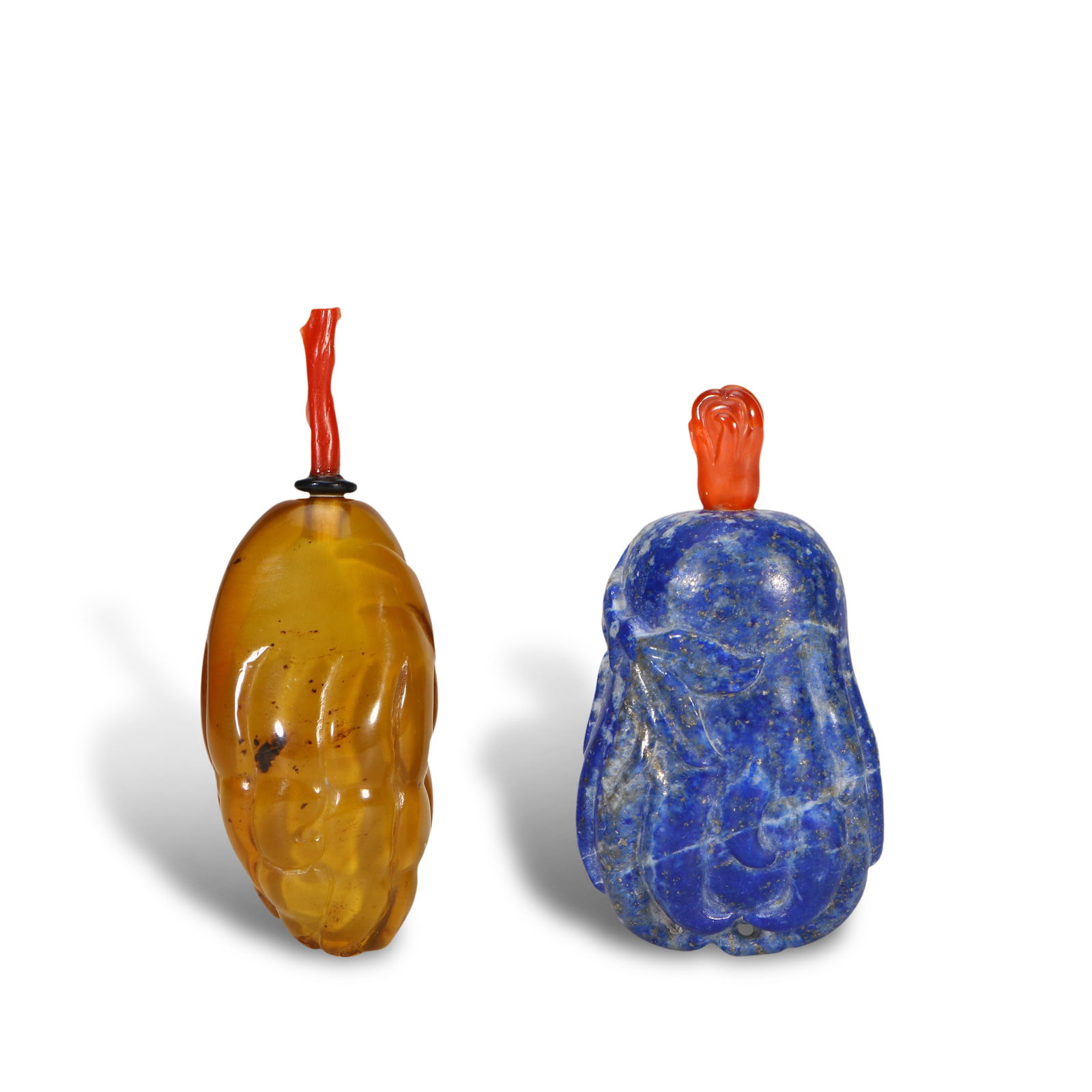 Qing Dynasty A group of amber and lapis lazuli snuff bottles in the shape of Buddha's hand (1 of 4)