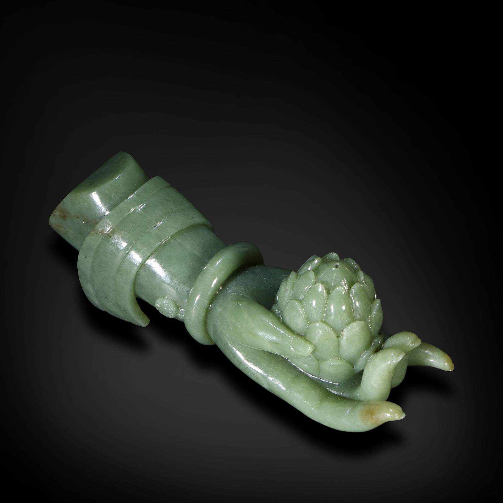 Qing Dynasty Jade carved incense holder in the shape of Buddha's hand (1 of 5)