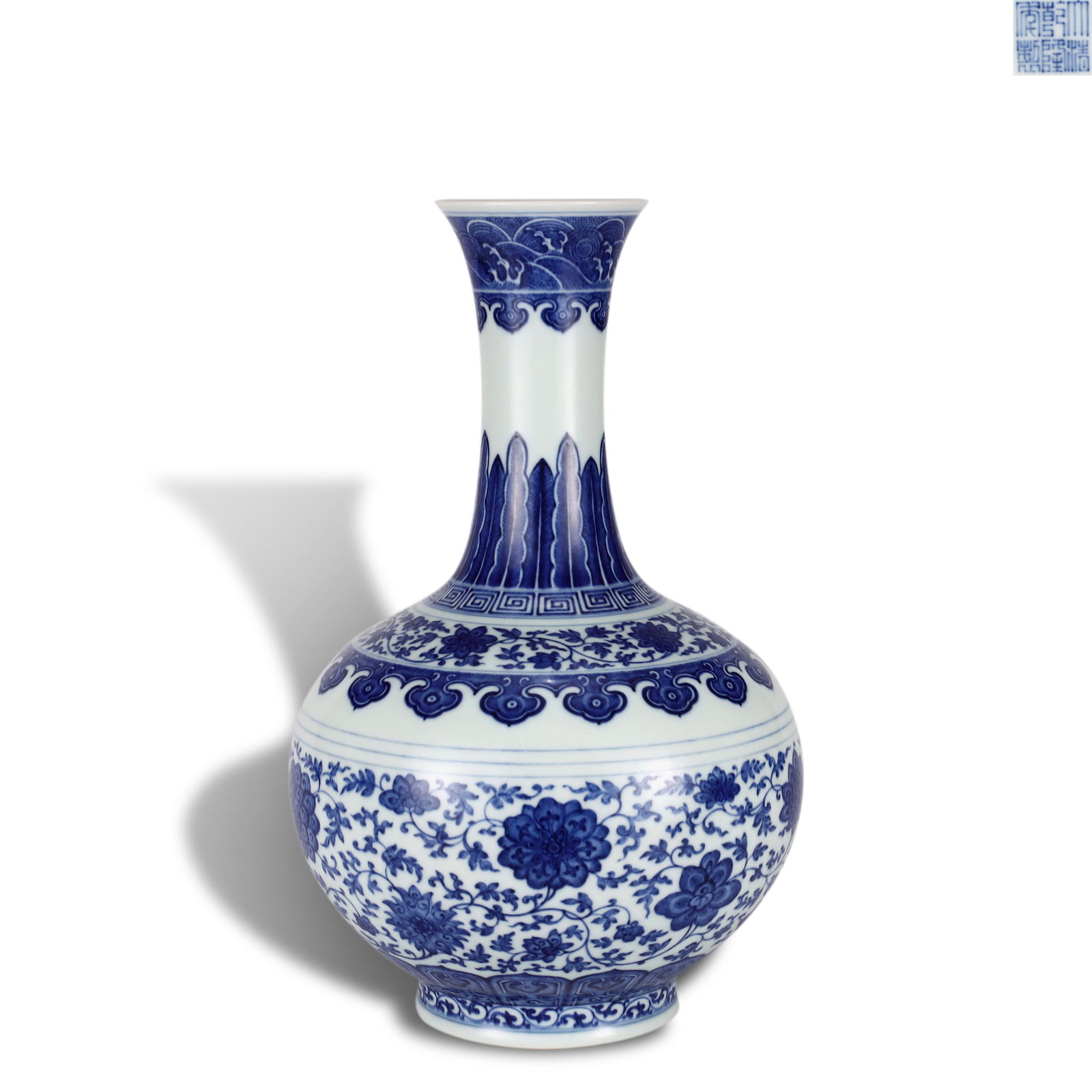 Qing Dynasty Qianlong period Blue-and-white "reward vase" with scrolling lotus (1 of 6)