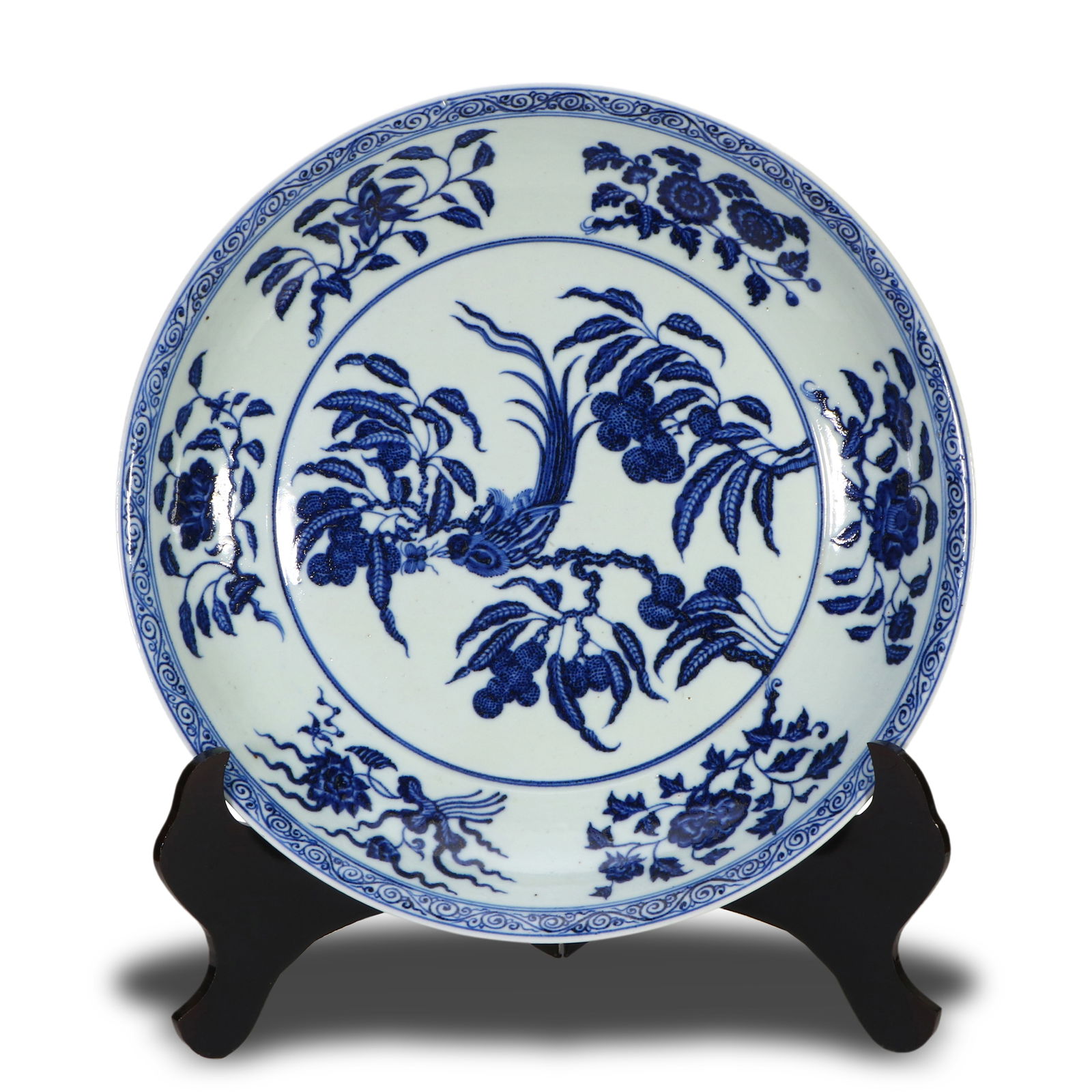 Ming Dynasty Yongle period, Large blue-and-white plate with bulbul and lychee patterns: Name Ming Dynasty Yongle period, Large blue-and-white plate with bulbul and lychee patterns Dimensions D:40.2cm Condition Additional photographs and condition reports are available u