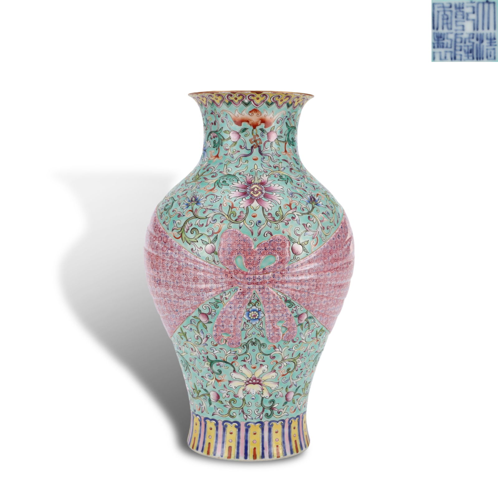 Qing Dynasty Qianlong period, Green-ground famille rose bundle-shaped vase with floral patterns: Name Qing Dynasty Qianlong period, Green-ground famille rose bundle-shaped vase with floral patterns Dimensions H:30.2cm D:17.8cm Condition Additional photographs and condition repor