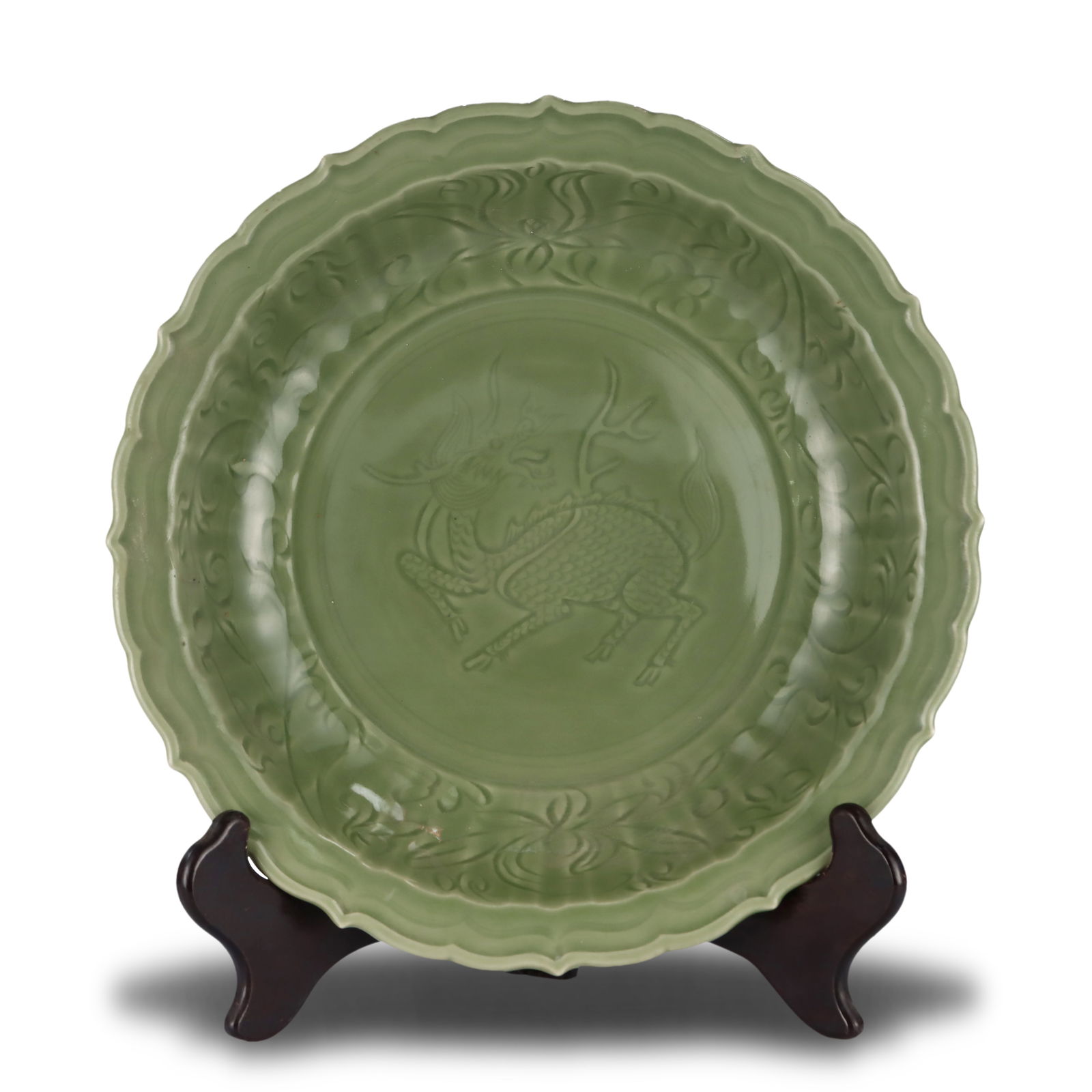 Ming Dynasty Longquan kiln large lotus-rimmed plate with kylin patterns (1 of 6)