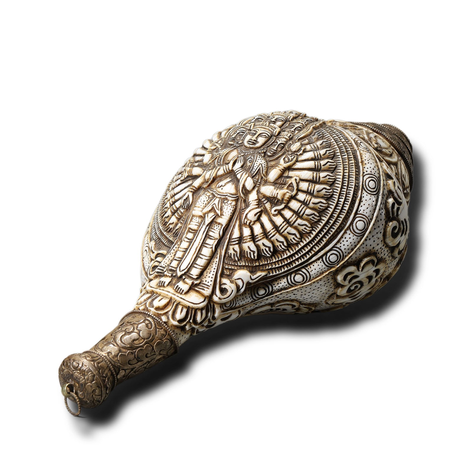 Qing Dynasty Conch shell carved in relief with Eleven-Faced Guanyin (1 of 6)