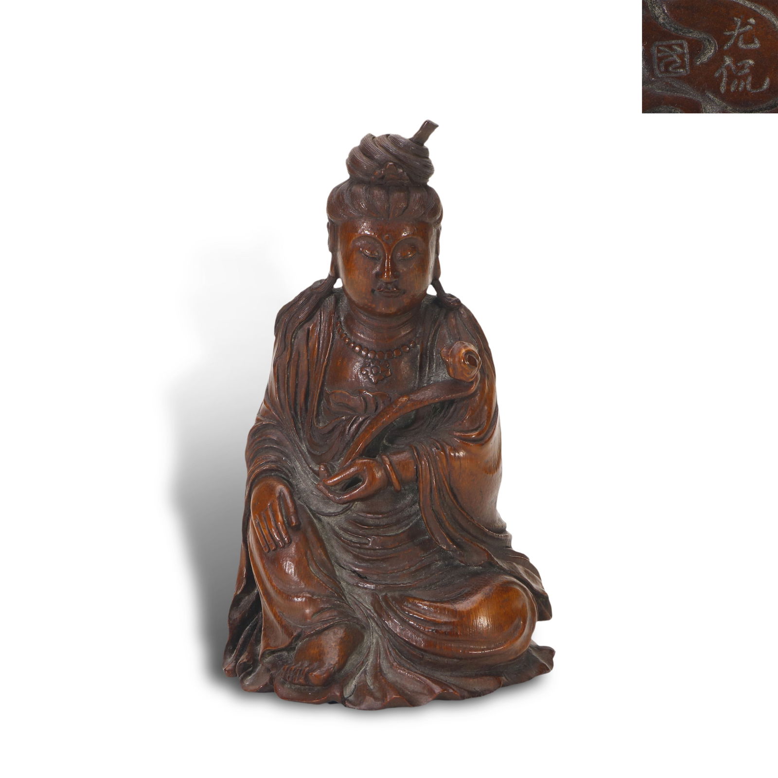 Late Ming to Early Qing Dynasty Bamboo-carved Guanyin statue, made by You Kan: Name Late Ming to Early Qing Dynasty Bamboo-carved Guanyin statue, made by You Kan Dimensions H:16cm W:9.8cm Condition Additional photographs and condition reports are available upo