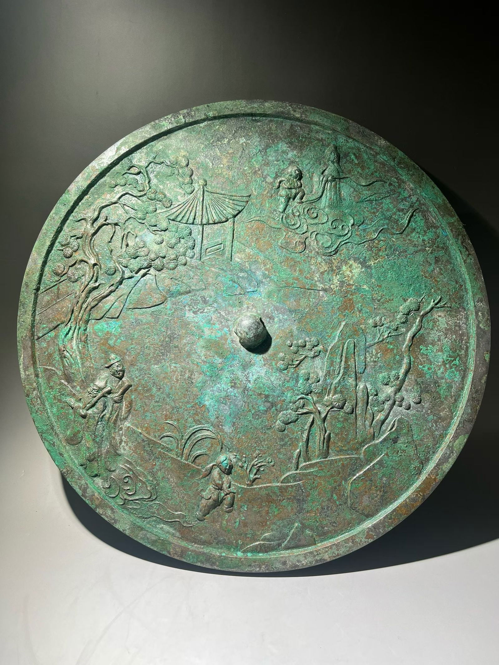 TANG DYNASTY BRONZE MIRROR (1 of 6)