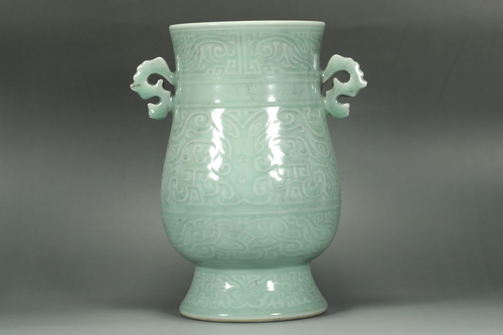 QING DYNASTY CELADON VASE WITH INCISED DECORATION (1 of 9)