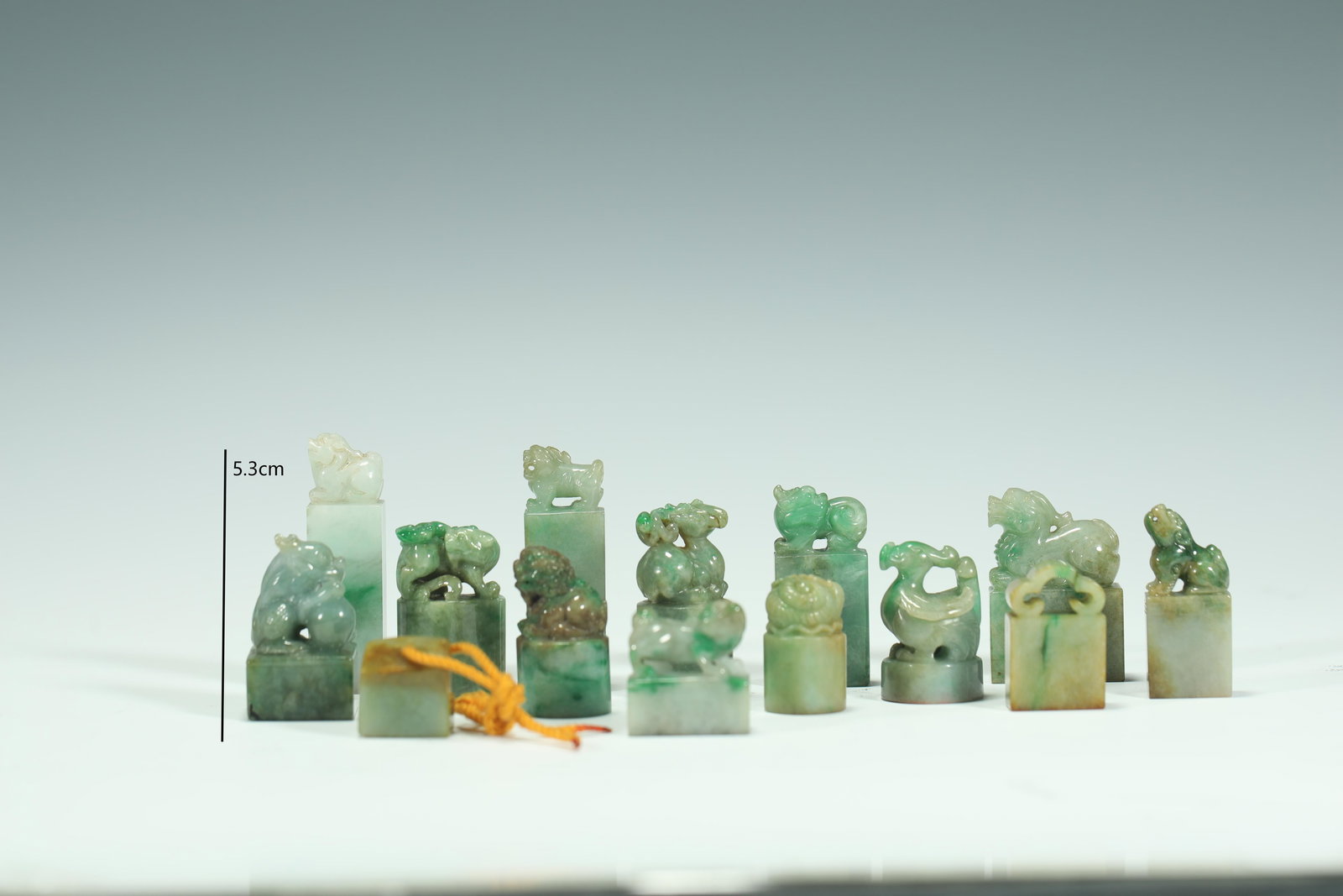 A SET OF JADE DRAGON-SHAPED SEALS FROM THE QING DYNASTY: Name A SET OF JADE DRAGON-SHAPED SEALS FROM THE QING DYNASTY Dimensions H:5.3CM Condition Additional photographs and condition reports are available upon request as a courtesy to ou