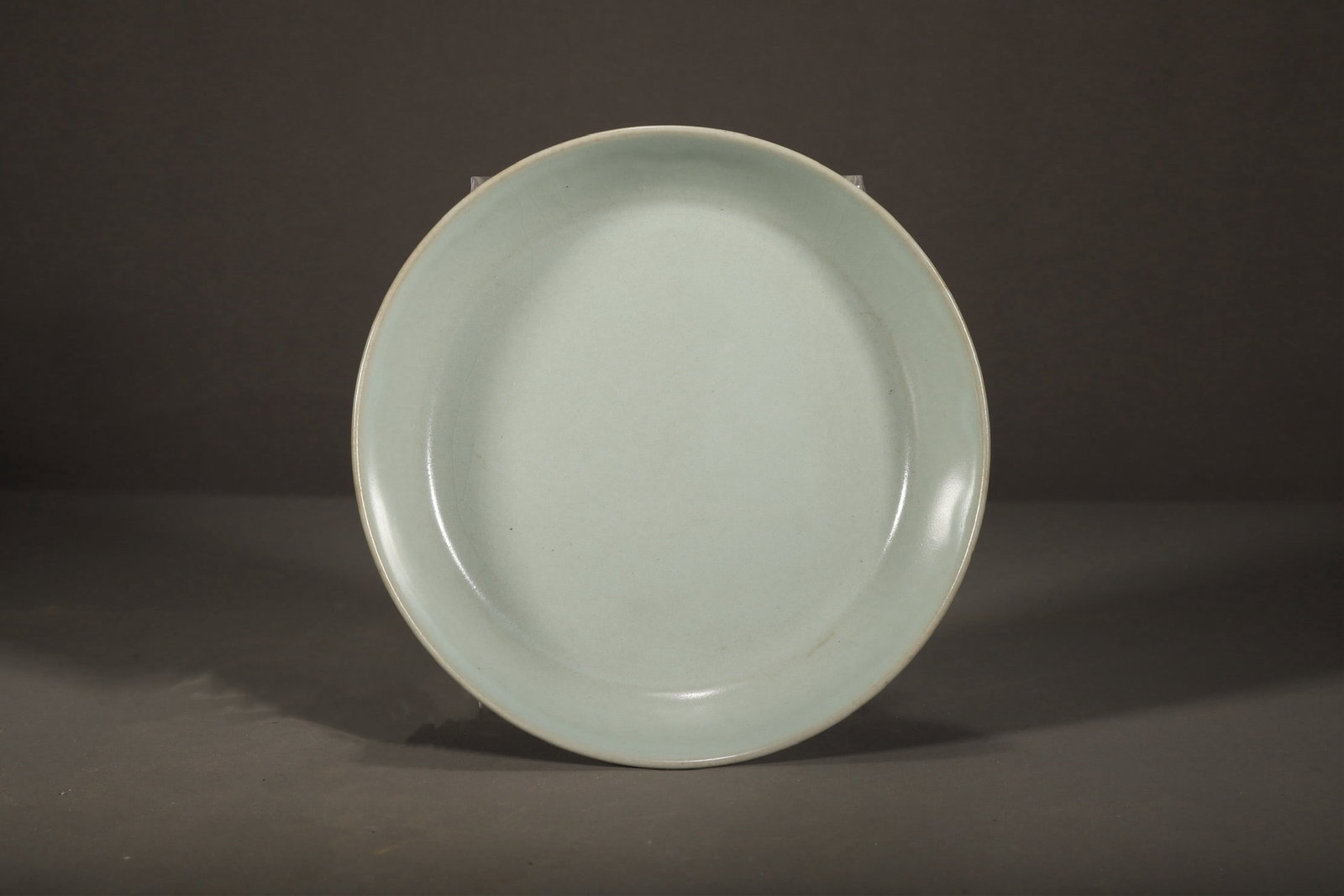 SONG DYNASTY ZHANGGONGXIANG KILN PLATE (1 of 6)