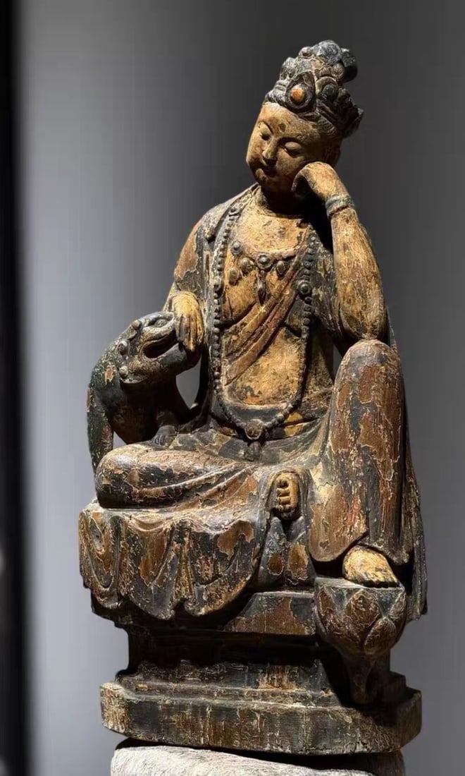 SONG DYNASTY WOODEN BODHISATTVA: Name SONG DYNASTY WOODEN BODHISATTVA Dimensions H:46CM L:25CM Condition Additional photographs and condition reports are available upon request as a courtesy to our clients. Any cond