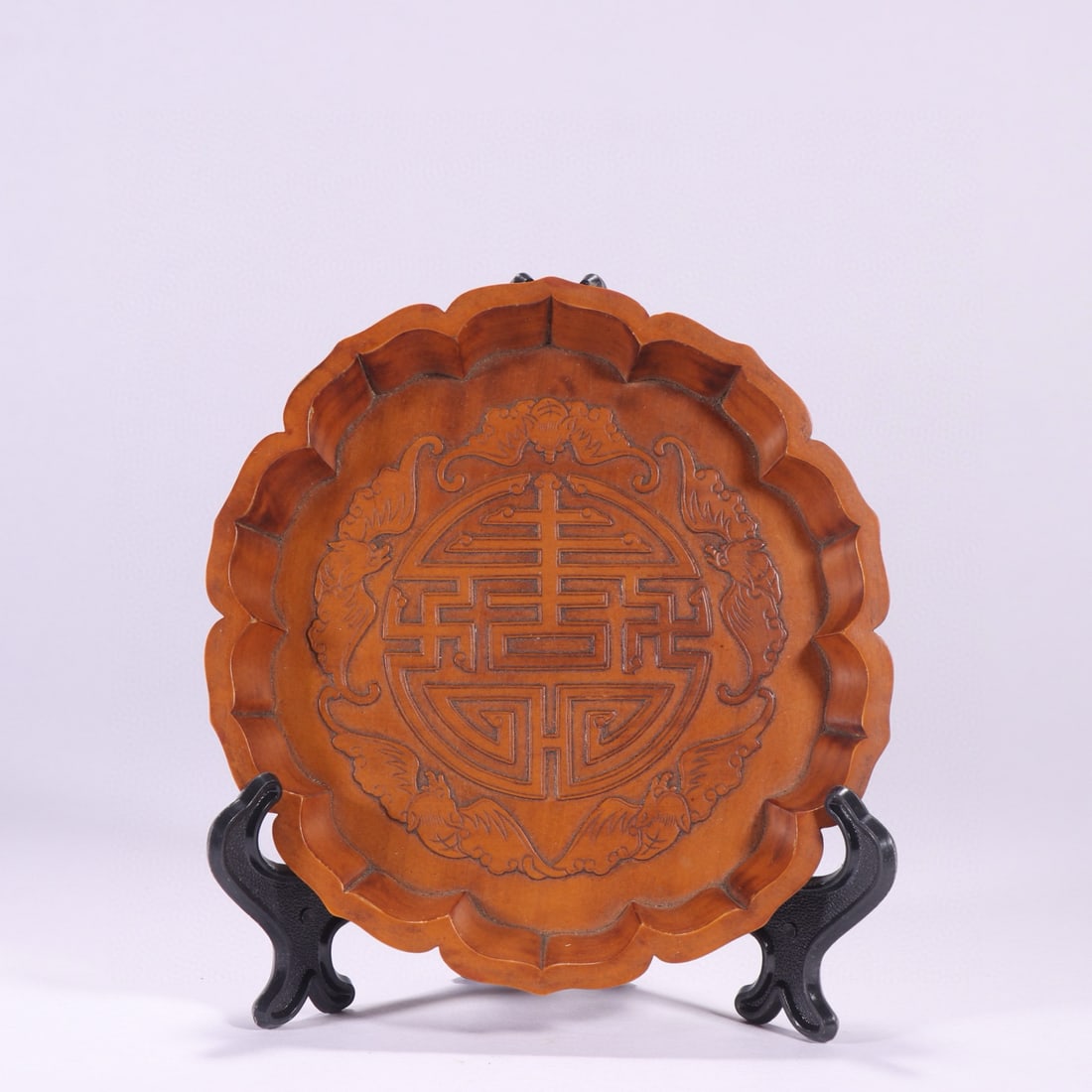 QING DYNASTY BAMBOO-PATTERNED YELLOW PLATE: Name QING DYNASTY BAMBOO-PATTERNED YELLOW PLATE Dimensions D:14.1CM Condition Additional photographs and condition reports are available upon request as a courtesy to our clients. A