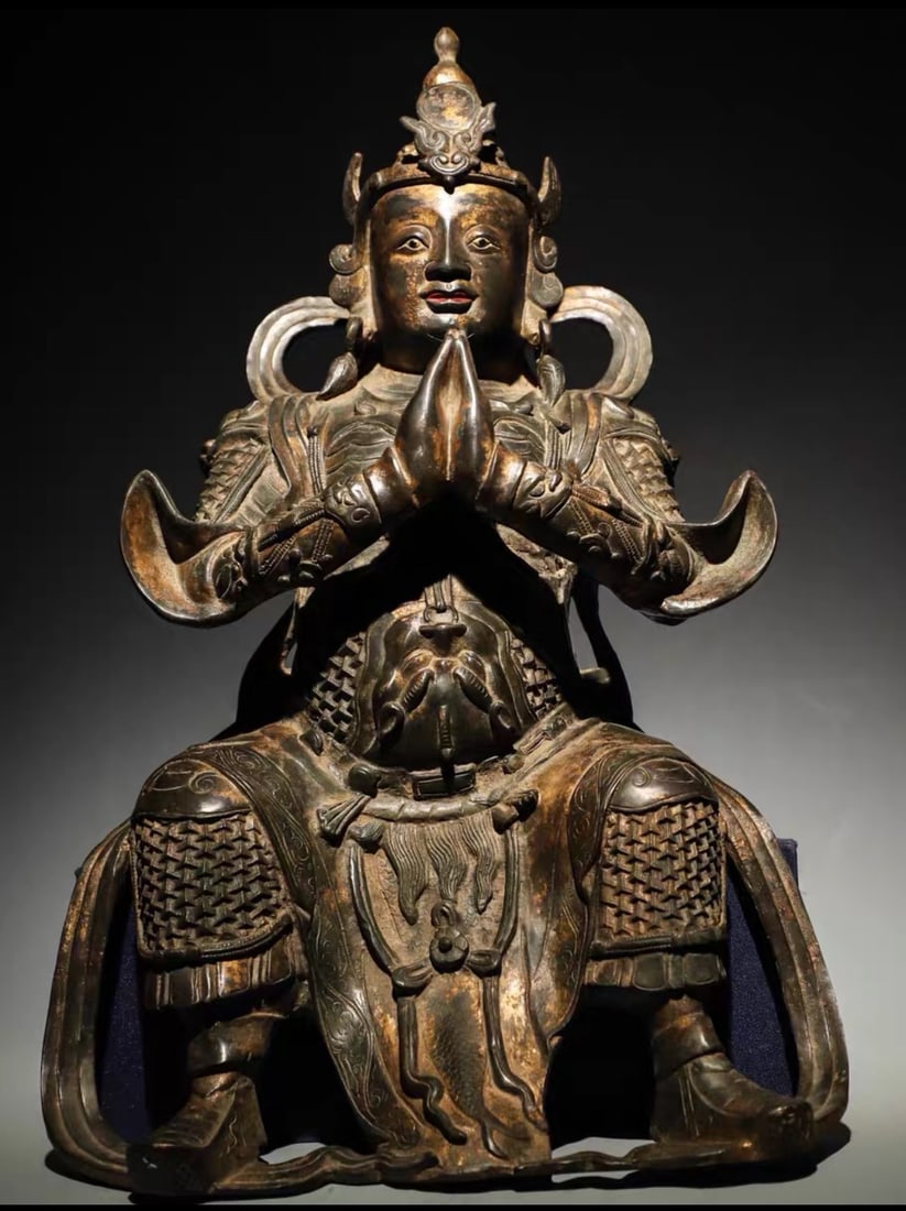 MING DYNASTY LACQUERED GOLD VAJRA: Name MING DYNASTY LACQUERED GOLD VAJRA Dimensions H:53CM L:33CM Condition Additional photographs and condition reports are available upon request as a courtesy to our clients. Any co