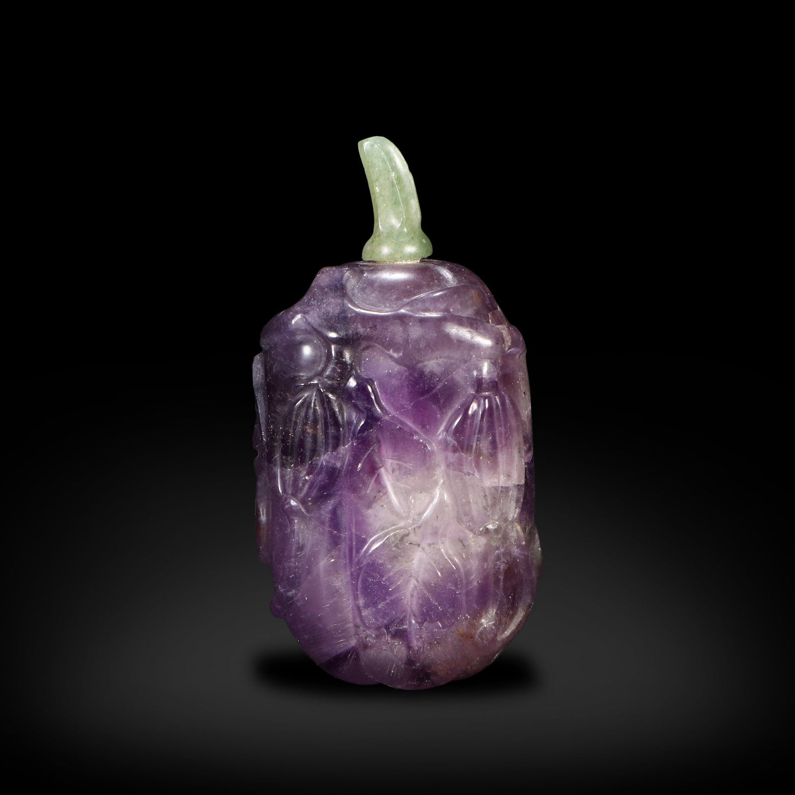 Qing Dynasty Amethyst snuff bottle carved with "continuous prosperity": Name Qing Dynasty Amethyst snuff bottle carved with "continuous prosperity" Dimensions H:7.4cm W:4cm Condition Additional photographs and condition reports are available upon reques