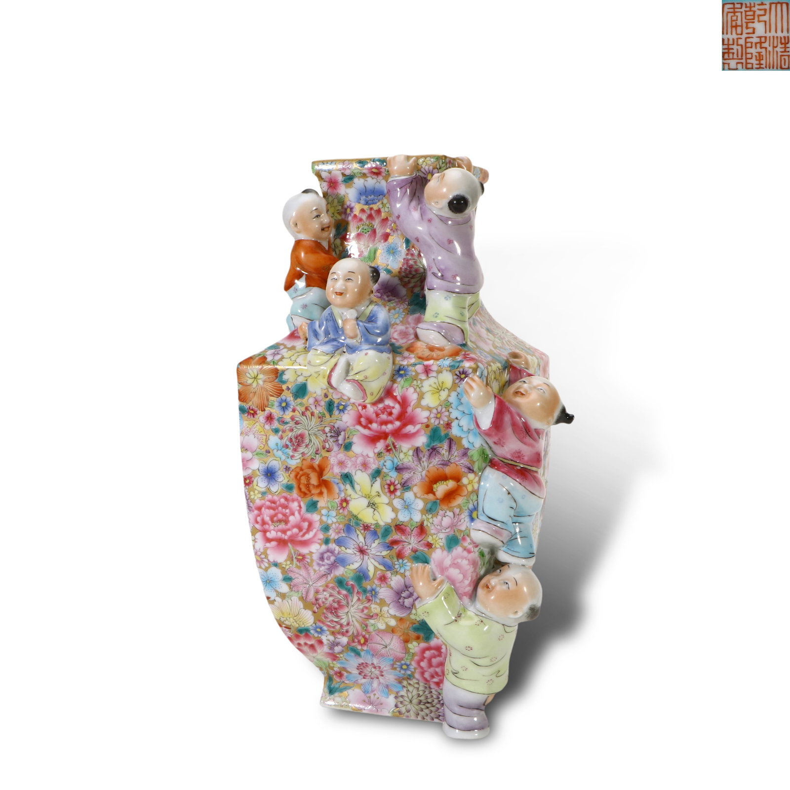 Qing Dynasty Qianlong period, Famille rose square vase with "hundred flowers blooming" background (1 of 6)