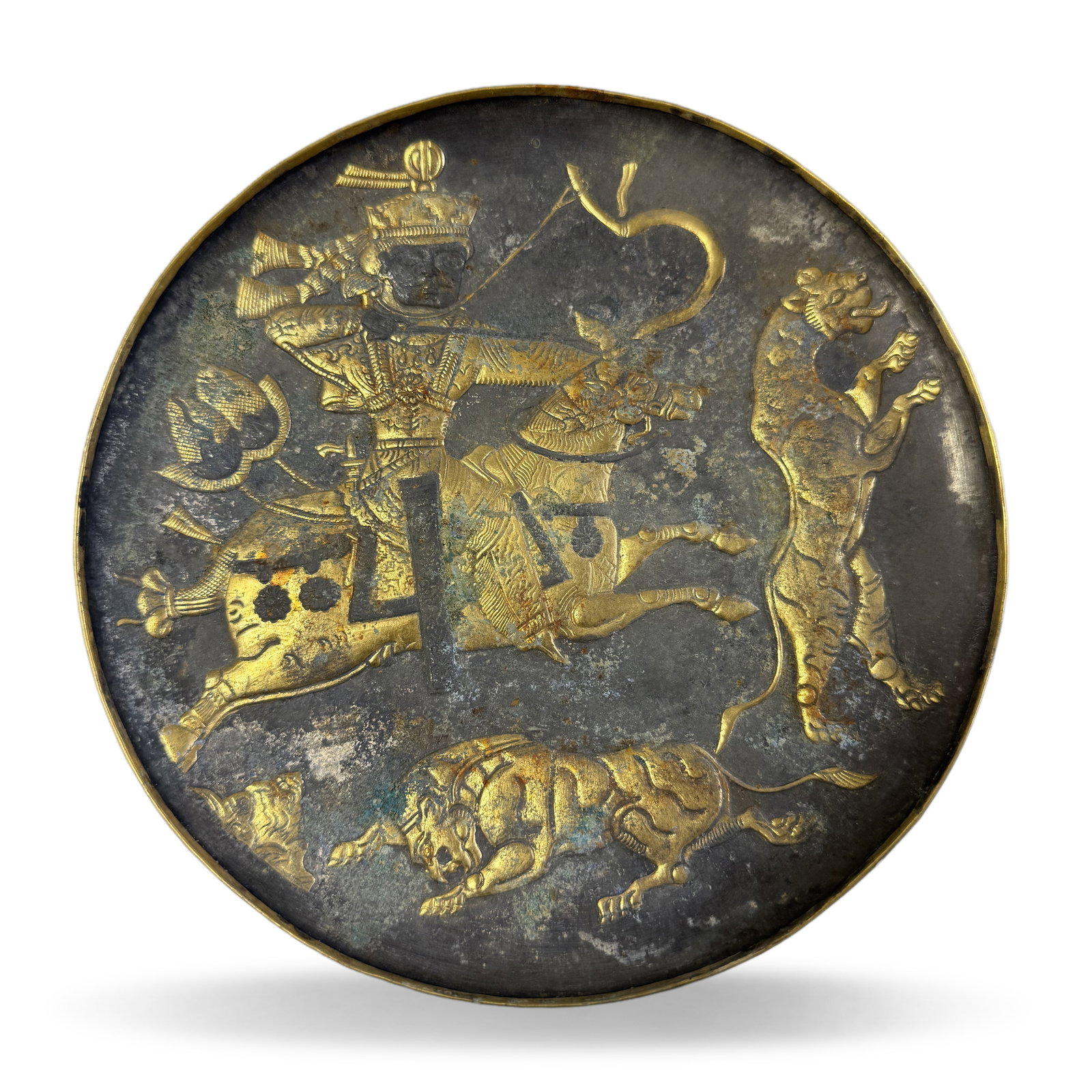 Tang Dynasty Silver-gilt plate with Persian hunting: Name Tang Dynasty Silver-gilt plate with Persian hunting Dimensions D:21cm Wt:292g Condition Additional photographs and condition reports are available upon request as a courtesy to
