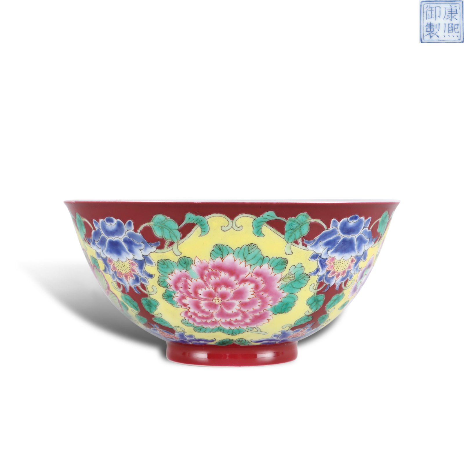 Qing Dynasty Kangxi period, Enameled bowl with carmine-purple ground and openwork flower patterns (1 of 6)