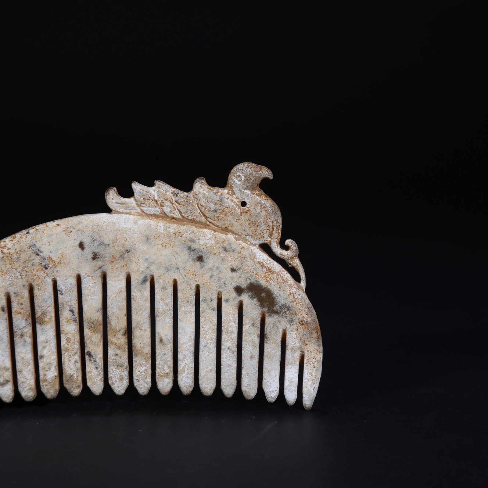 Warring States Period, Jade Comb with Phoenix Pattern - 3