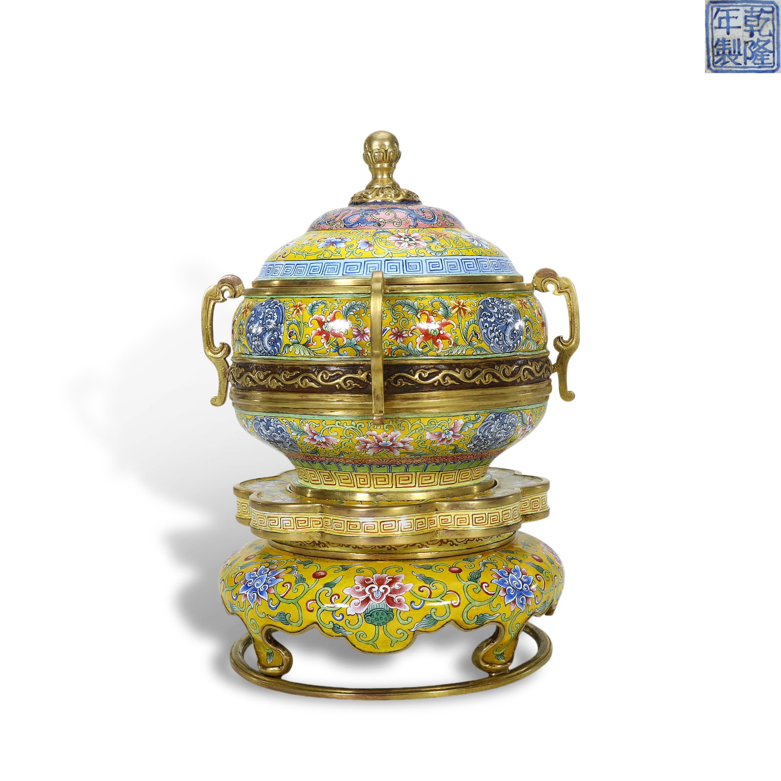 Qing Qianlong period, Enameled Bronze Lidded Jar with Dragon Handles, Floral & Phoenix Medallions on: Name Qing Qianlong period, Enameled Bronze Lidded Jar with Dragon Handles, Floral & Phoenix Medallions on Yellow Ground Dimensions H:20cm W:14.5cm Description