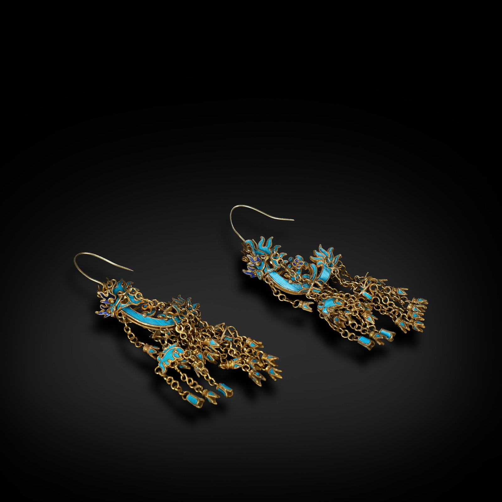 Qing Dynasty, Gilt Silver Kingfisher Feather Dragon Earrings: Name Qing Dynasty, Gilt Silver Kingfisher Feather Dragon Earrings Dimensions H:9cm W:2.3cm Wt:18.3g Description