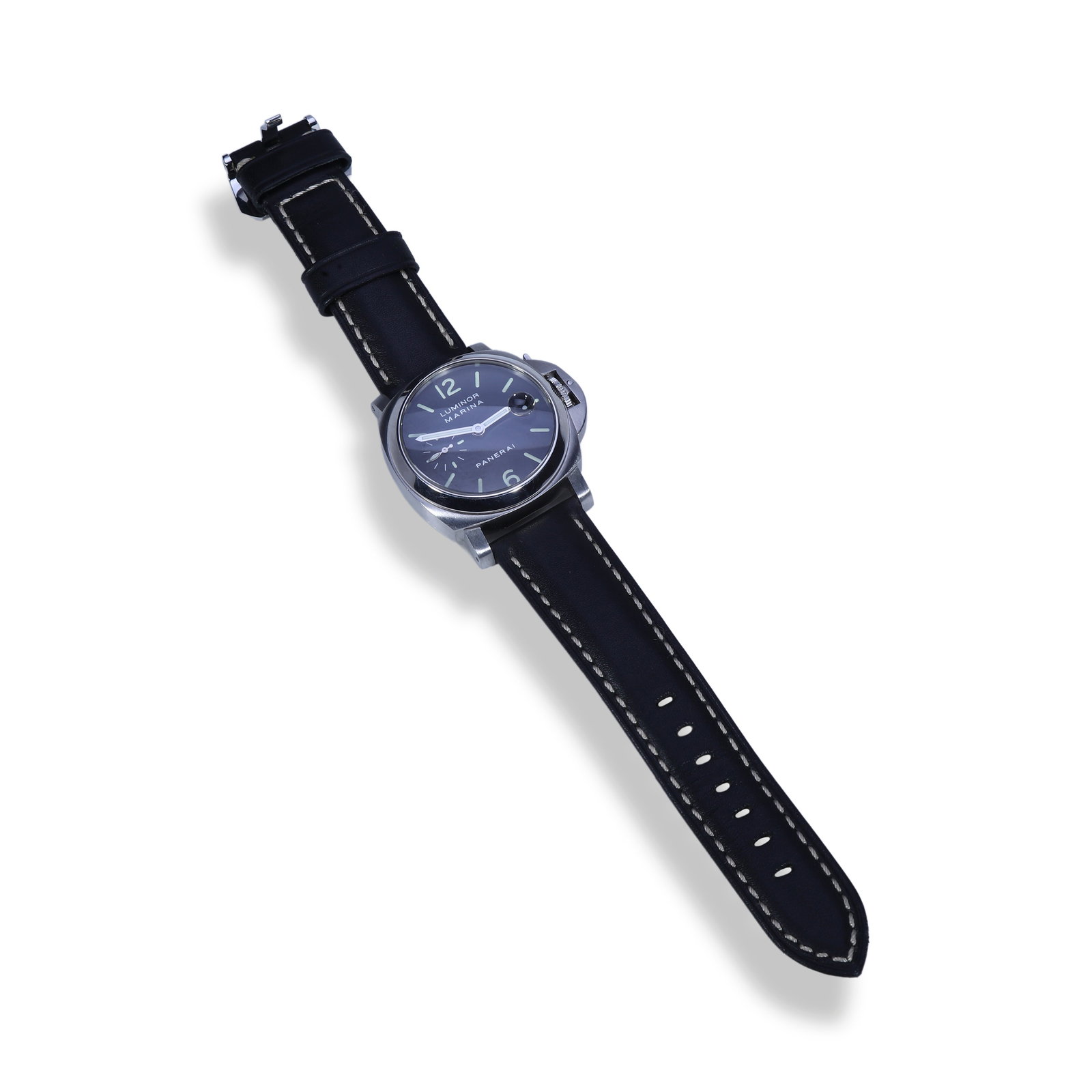 Panerai Men's Wristwatch: Name Panerai Men's Wristwatch Dimensions D:44mm Description