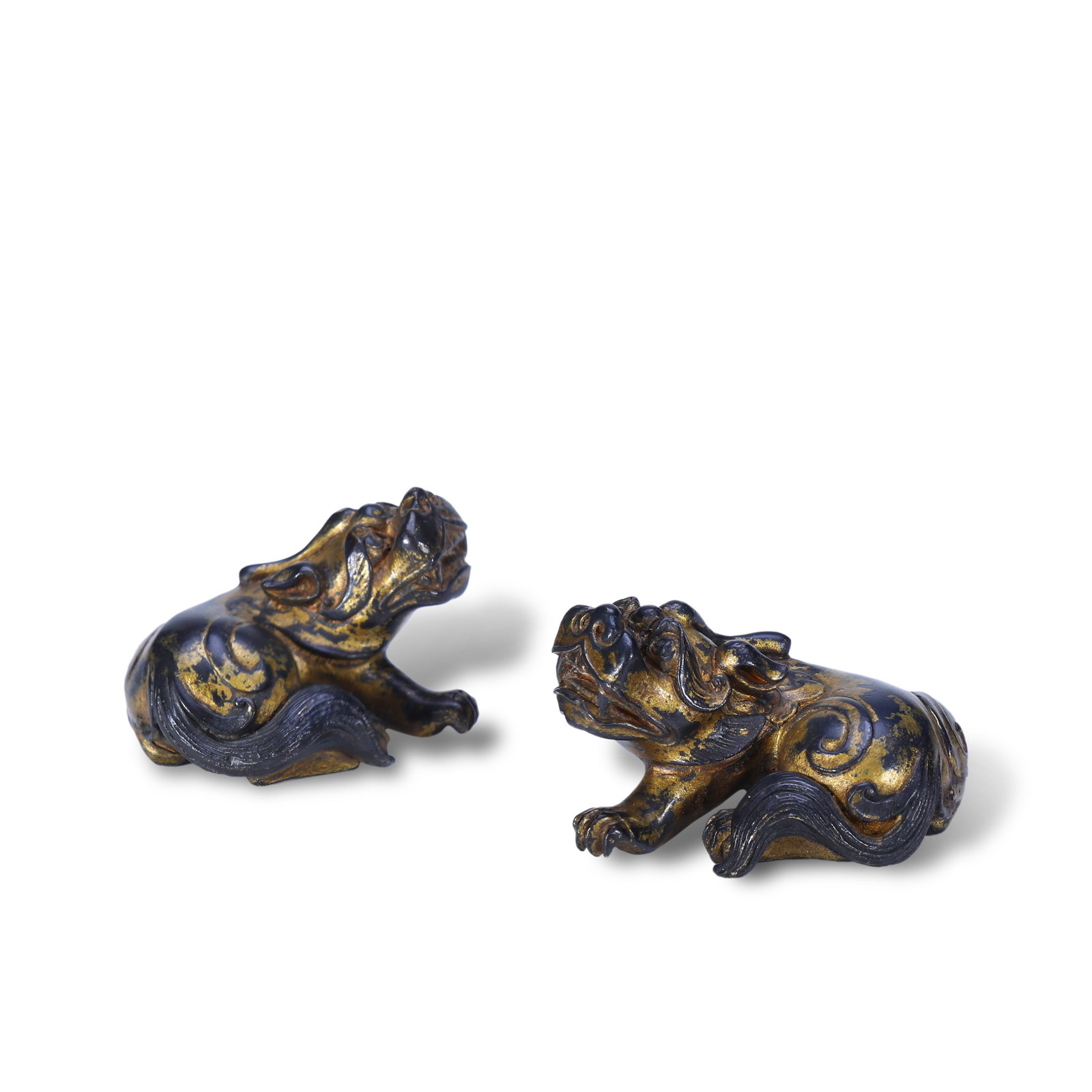 Ming Dynasty, Pair of Gilt Bronze Lion Paperweights: Name Ming Dynasty, Pair of Gilt Bronze Lion Paperweights Dimensions H:3.5cm W:6cm Description