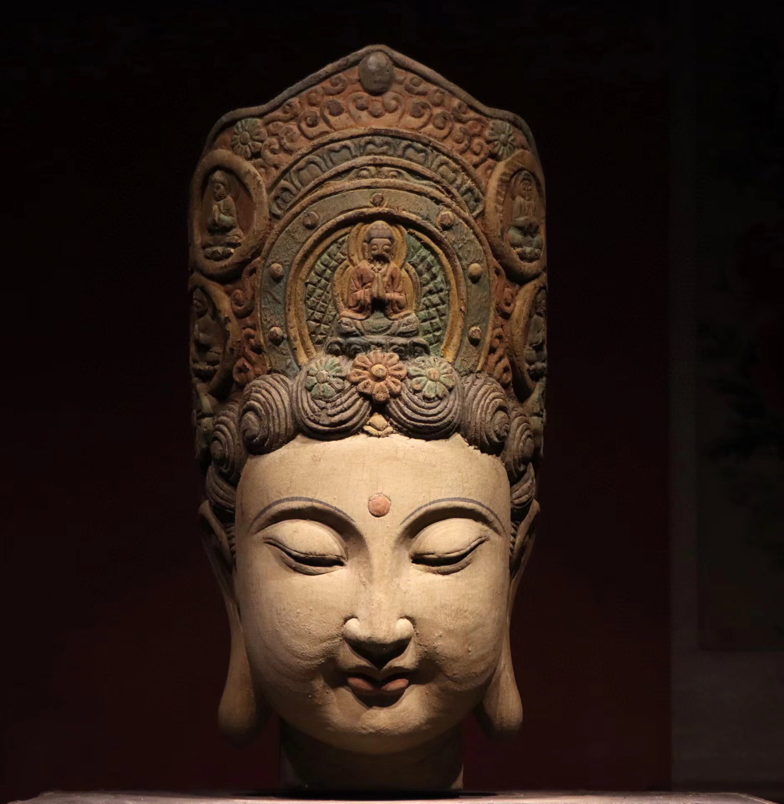 Song Dynasty,Painted wood carved Avalokite?vara head: Name Song Dynasty,Painted wood carved Avalokite?vara head Dimensions H:86cm W:40cm Description
