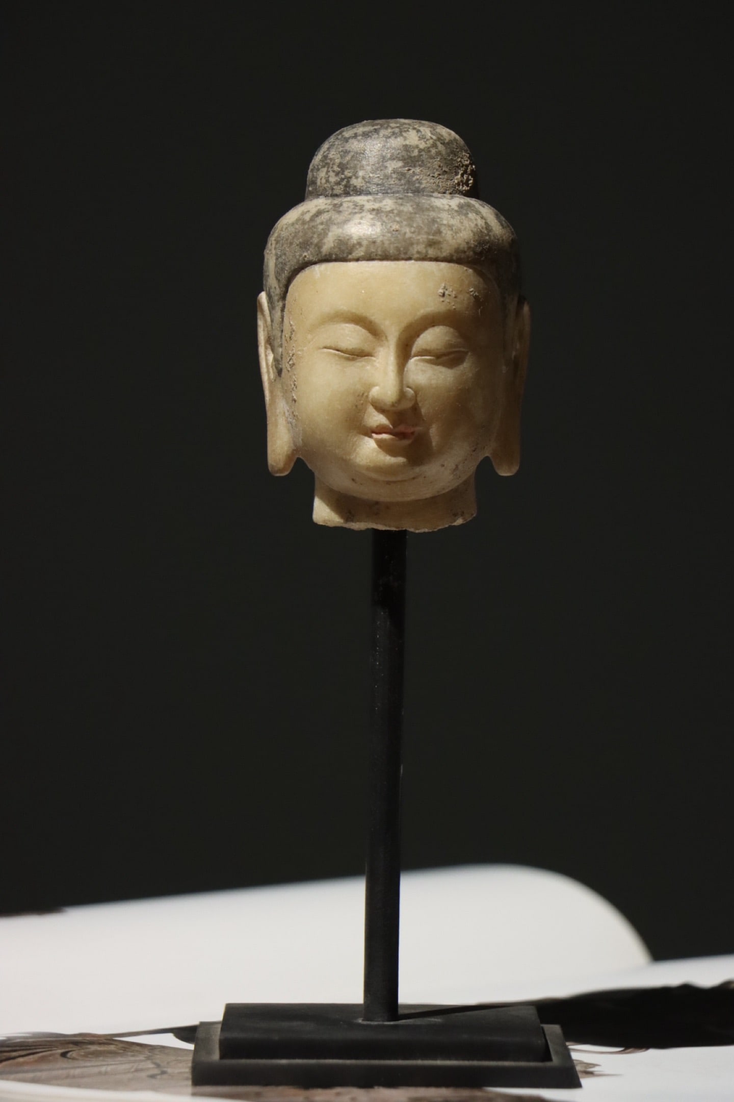 Northern Qi Dynasty,White marble carved Buddha head: Name Northern Qi Dynasty,White marble carved Buddha head Dimensions H:9cm Description