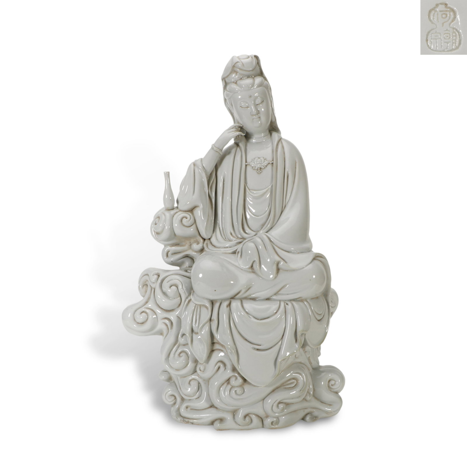 Ming Dynasty, Dehua Blanc-de-Chine Avalokite?vara Statue by He Chaozong (1 of 7)