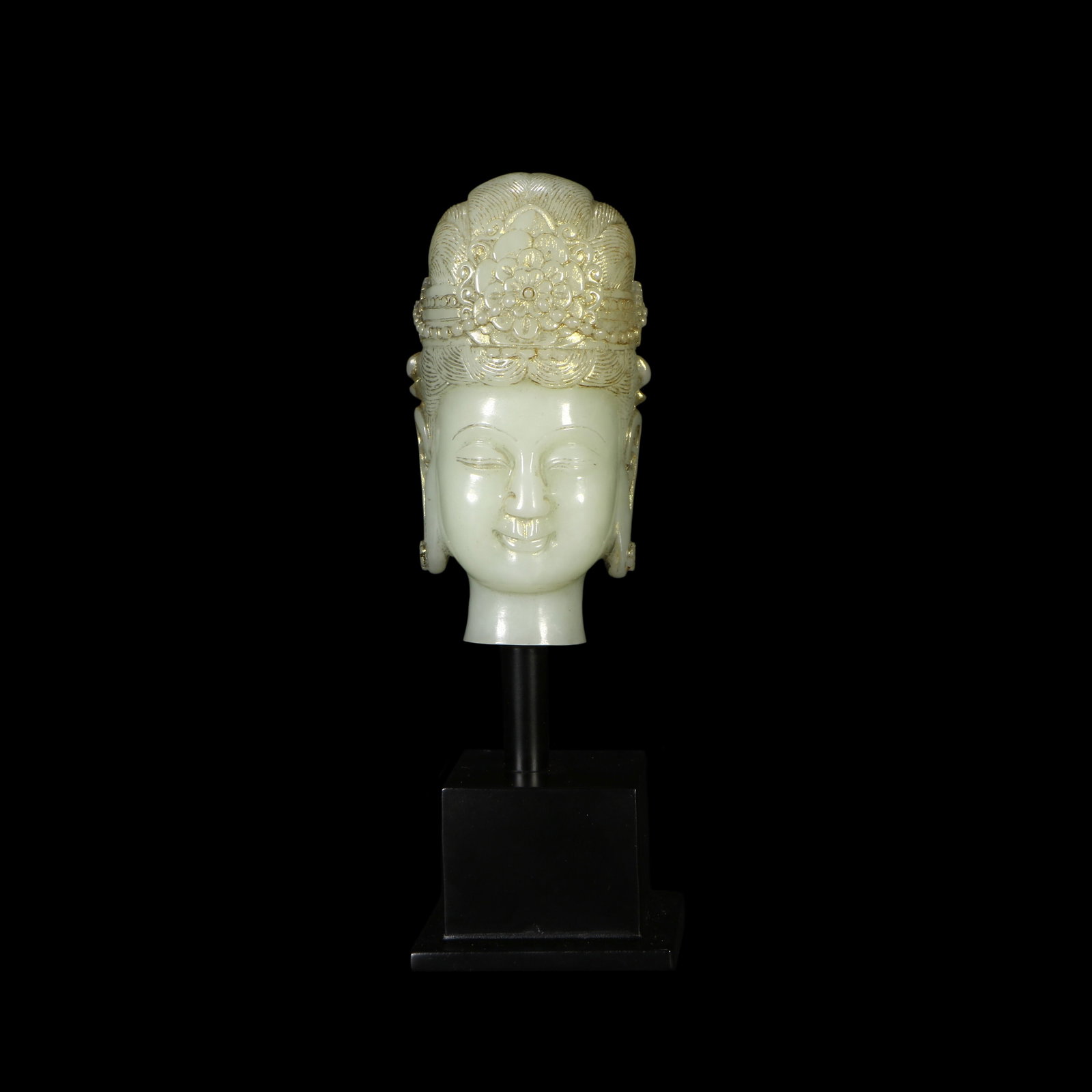 Northern Wei Dynasty, Gilt-painted Jade Bodhisattva Head: Name Northern Wei Dynasty, Gilt-painted Jade Bodhisattva Head Dimensions H:8.4cm W:4.4cm Description