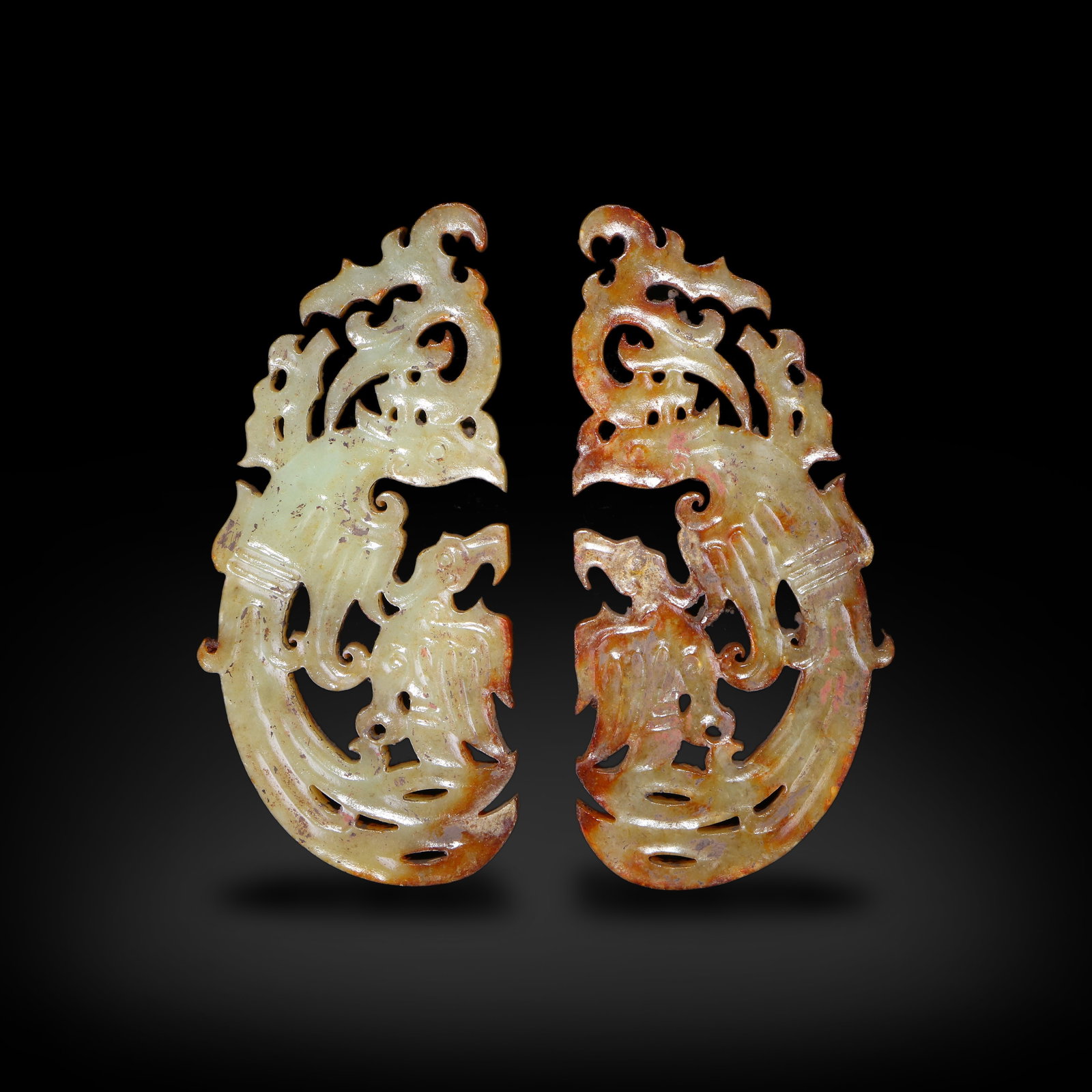 Shang Dynasty: Jade phoenix carving (1 of 4)