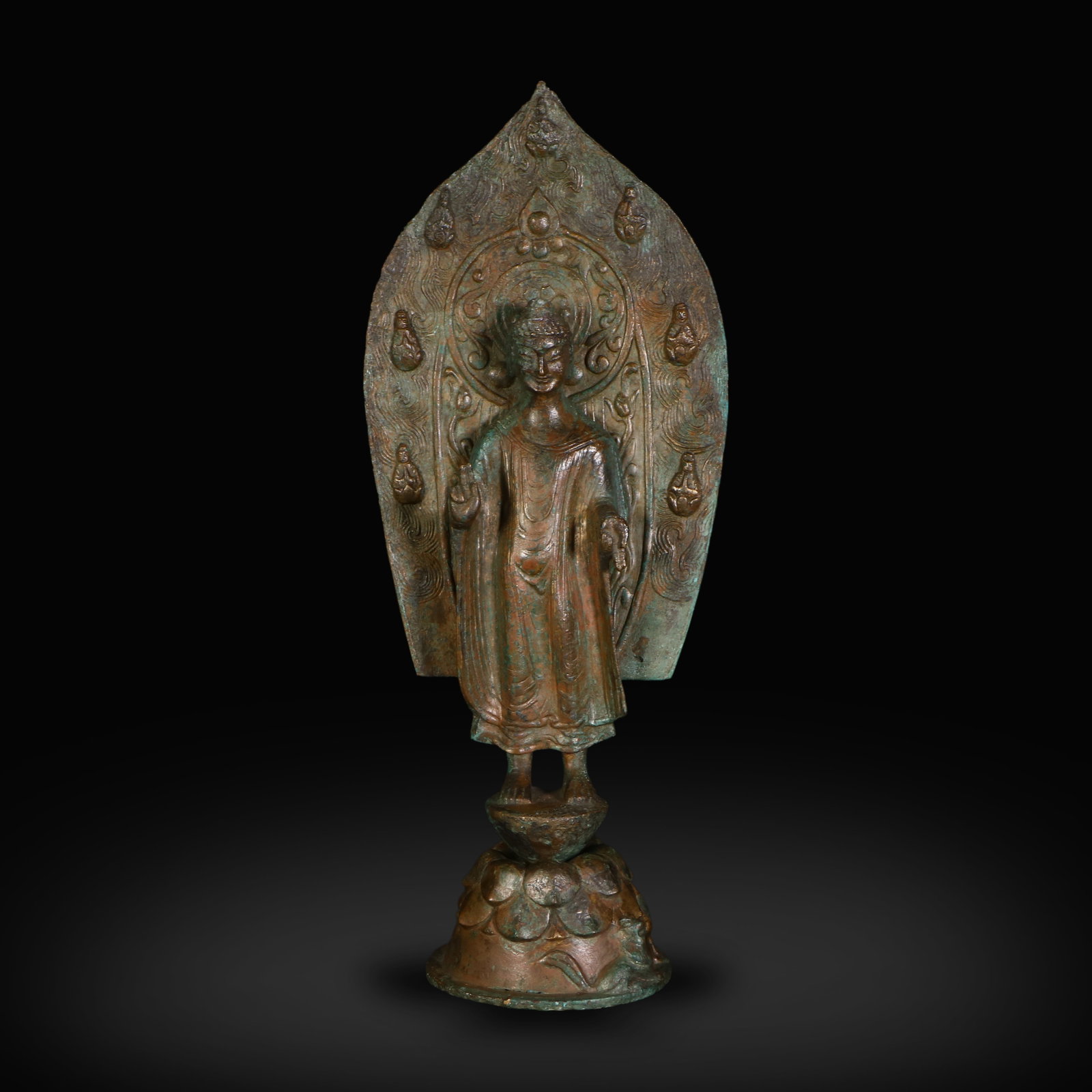 Southern Liang Dynasty Bronze Standing Statue of Sakyamuni Buddha, 5th Year of Datong Period: Name Southern Liang Dynasty Bronze Standing Statue of Sakyamuni Buddha, 5th Year of Datong Period Dimensions H:28cm W:11.6cm Description