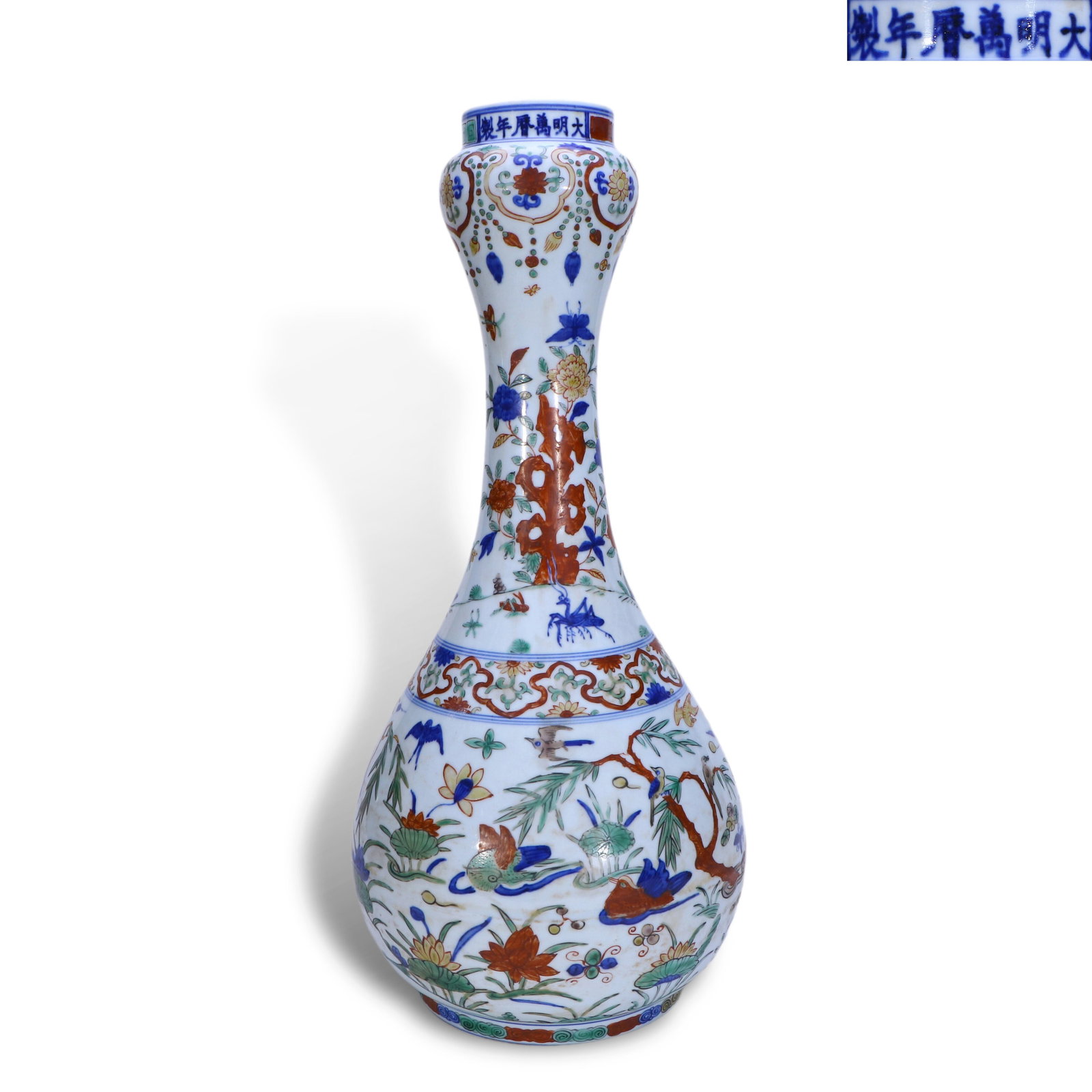 Ming Dynasty Wanli Period,Wucai Garlic-Head Vase with Mandarin Ducks in Lotus Pond: Name Ming Dynasty Wanli Period,Wucai Garlic-Head Vase with Mandarin Ducks in Lotus Pond Dimensions H:46cm D:20cm Description