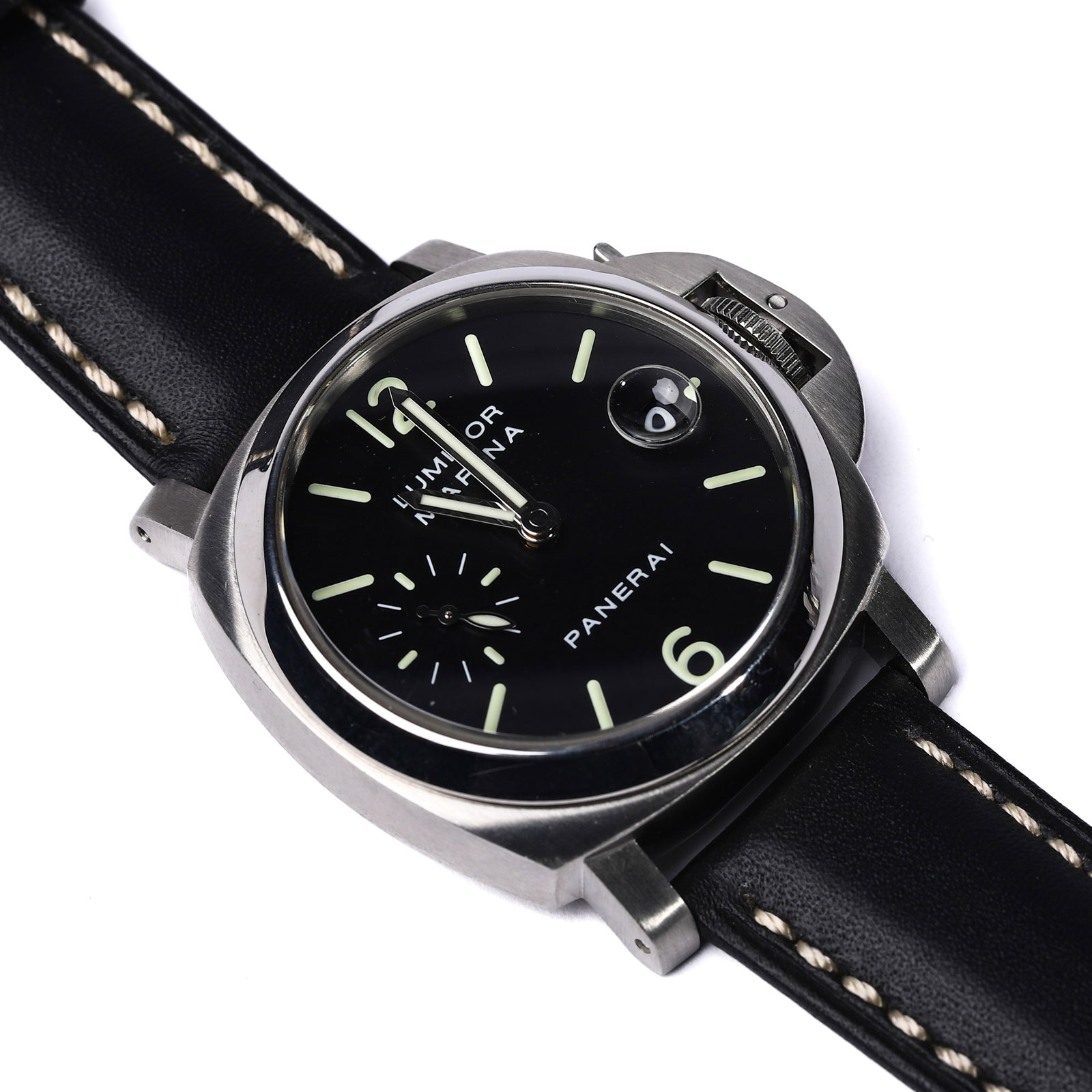 PANERAI LUMINOR MARINA AUTOMATIC WRISTWATCH: Dimensions Dial diameter 45.5 mm; Overall length 25.3 cm Description A stainless steel Panerai Luminor Marina automatic wristwatch, reference OP 6560, case number BB 1117597. The black dial features l