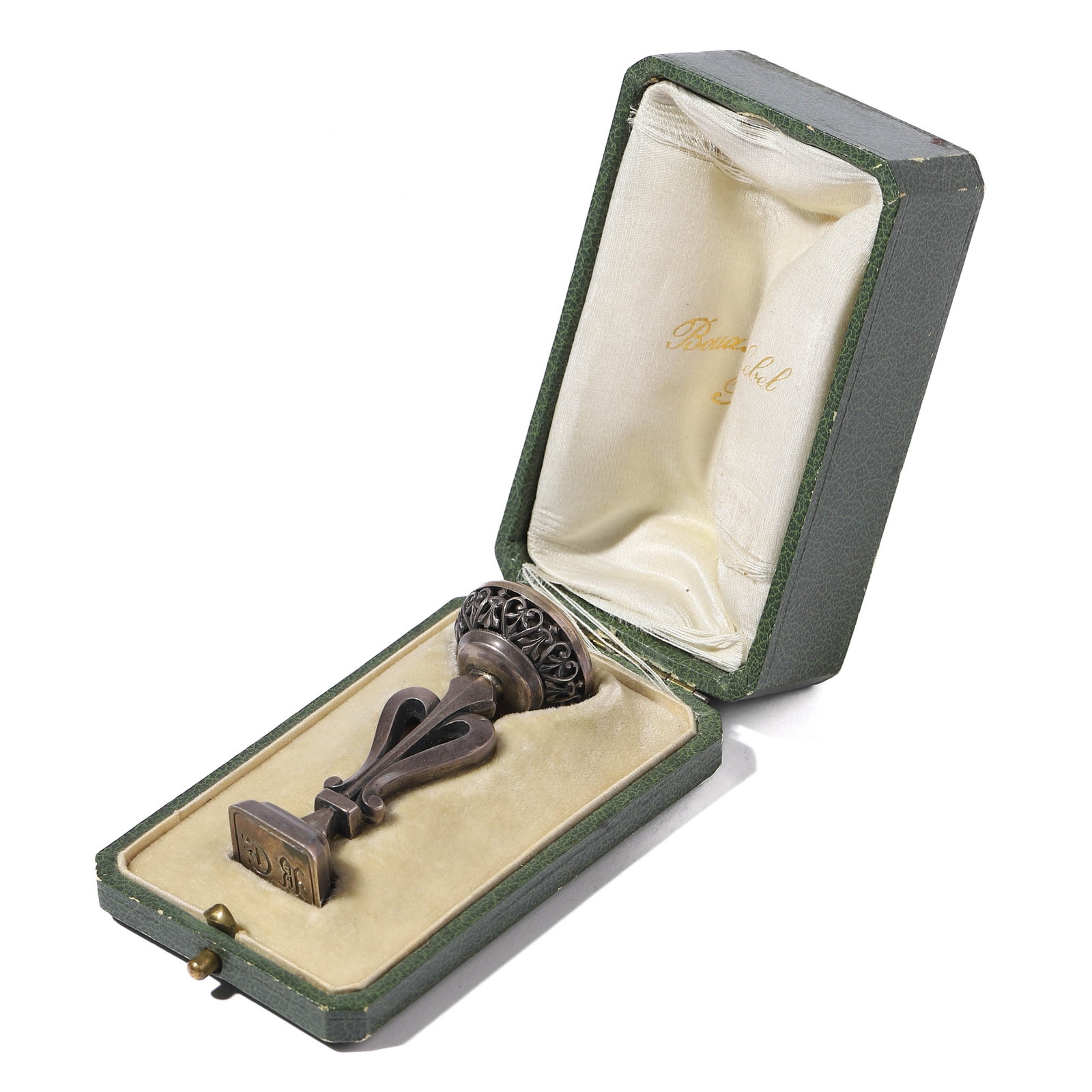 SILVER WAX SEAL STAMP: height: 2 7/16 in (6.2 cm) An antique silver wax seal stamp, featuring an engraved date "9 MAI 1901" on the top and an intricately designed monogram or crest at the base. The body showcases elegant