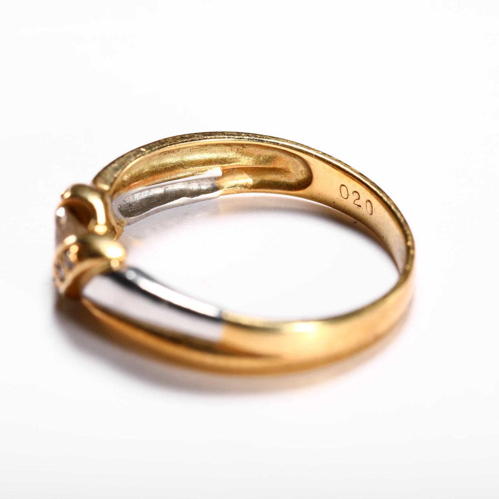 18K DIAMOND RING - 7