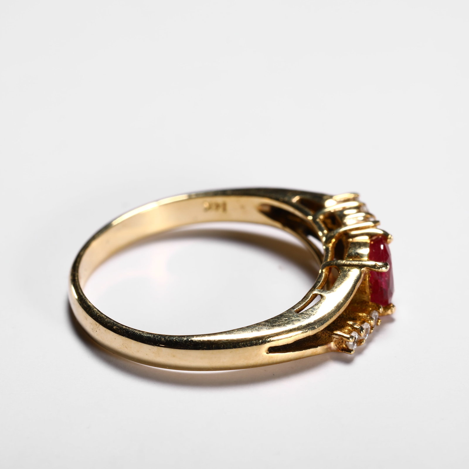 18K RUBY RING - 2
