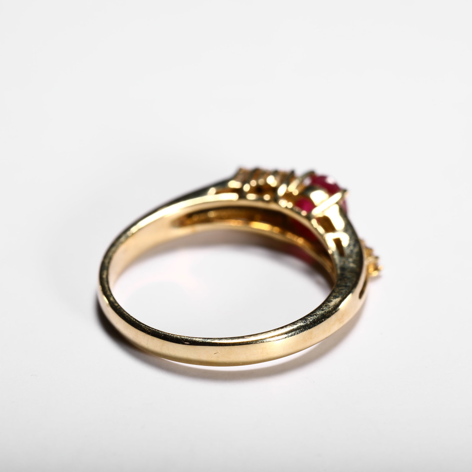 18K RUBY RING - 6