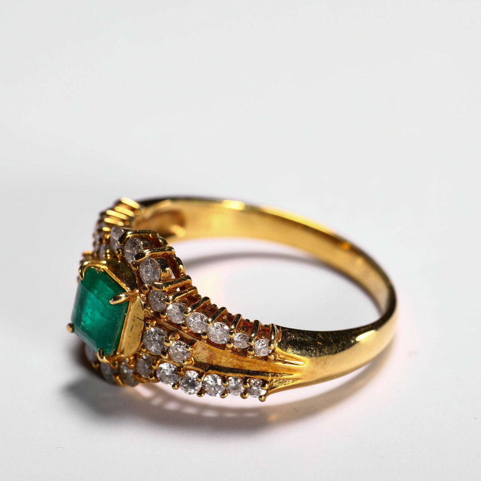 18K EMERALD RING - 5