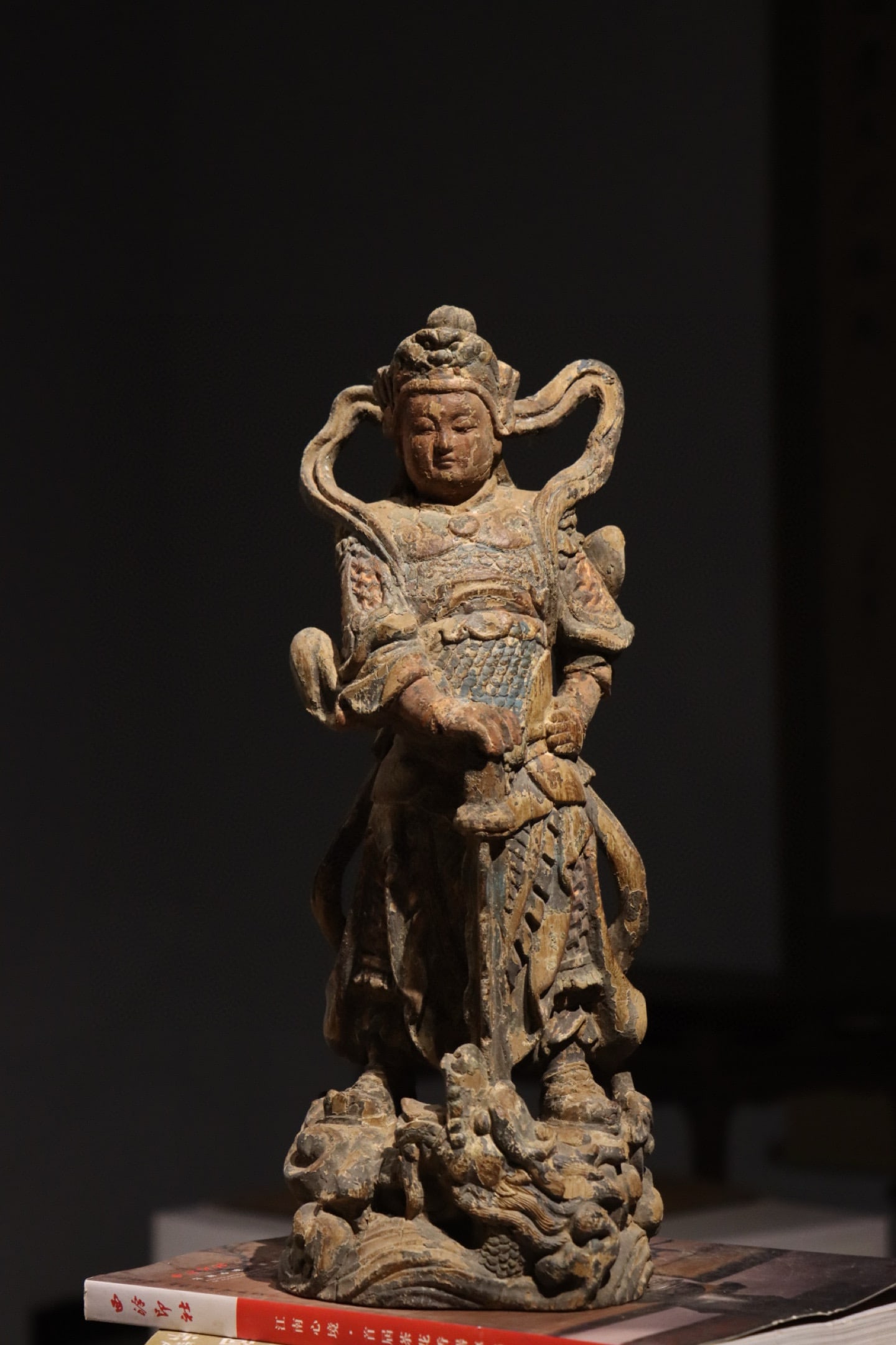 AN OLD WOODCARVING OF THE BODHISATTVA WEITUO FROM THE SONG DYNASTY: H: 42cm (16.54in)