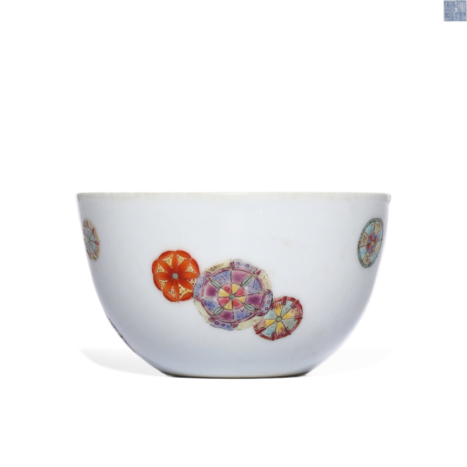 QING DYNASTY QIANLONG PASTEL BALL PATTERN RECLINING FOOT BOWL (1 of 5)