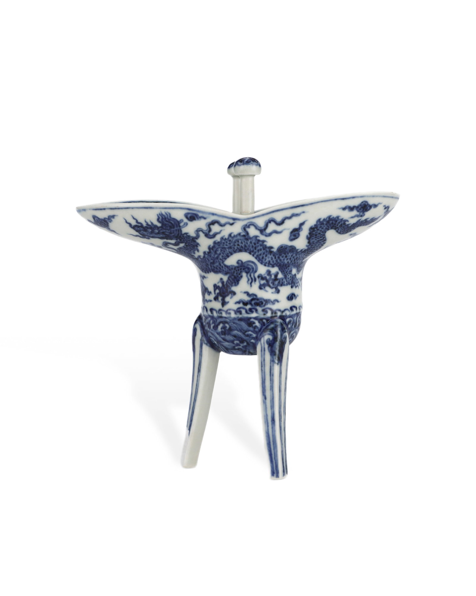 QING QIANLONG BLUE AND WHITE DRAGON-PATTERNED GOBLET: L: 19cm H: 18.3cm