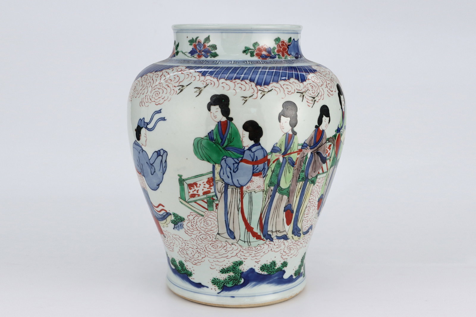 QING KANGXI MULTICOLORED LADY PATTERN JAR - 3