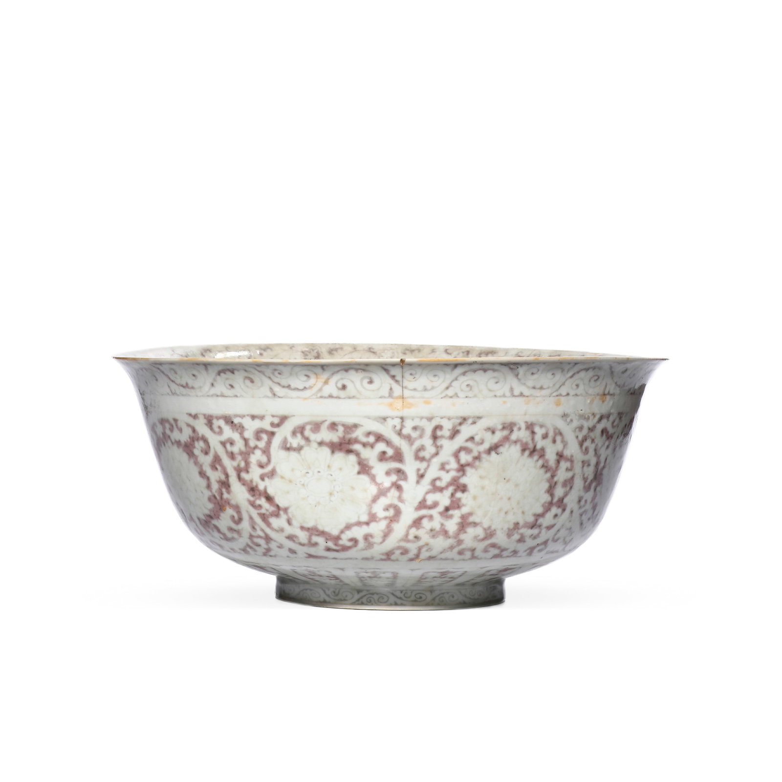 MING HONGWU UNDERGLAZE RED ENTWINED FLOWER PATTERN BOWL: H: 17cm D: 38cm