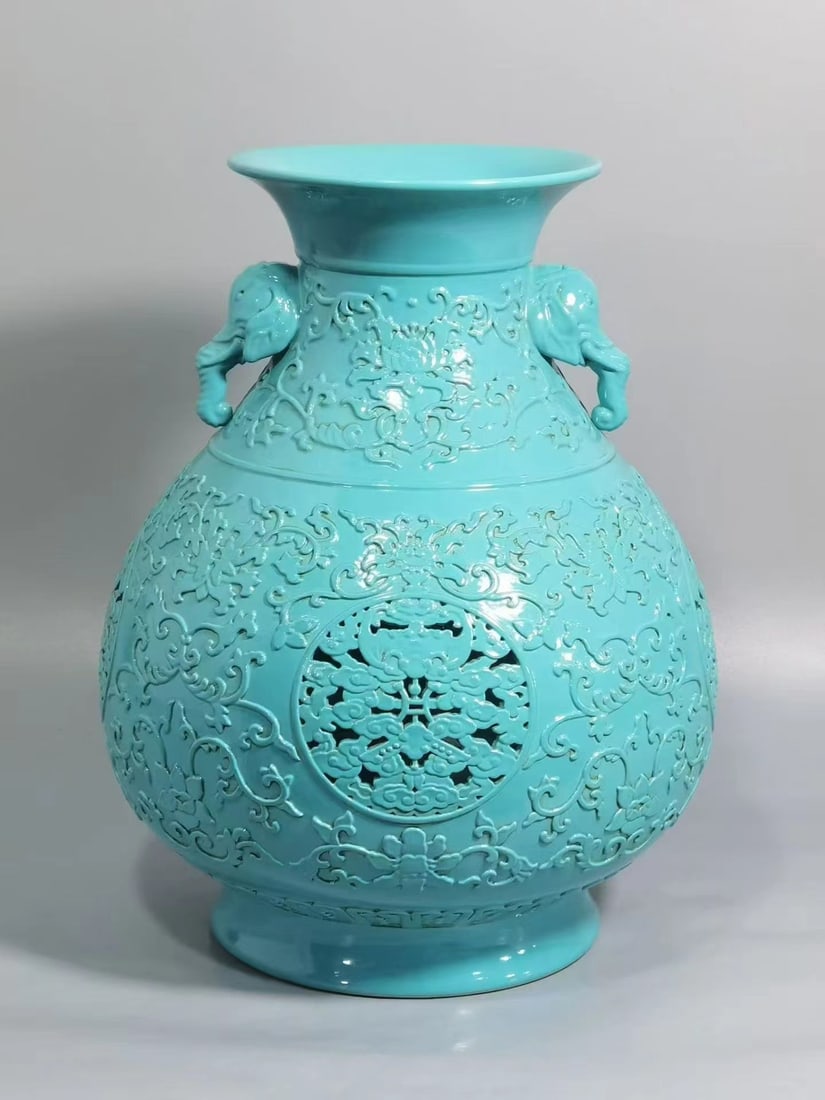 QING DYNASTY TURQUOISE GLAZED VASE: H:28.5CM L:22CM