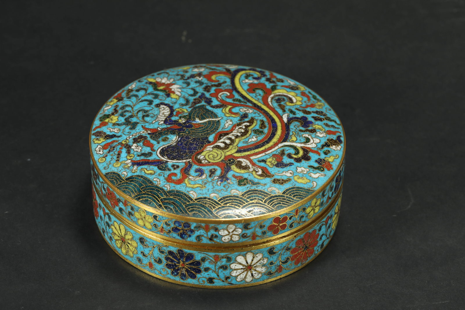 CLOISONN? COVERED BOX FROM THE MING DYNASTY (1 of 6)