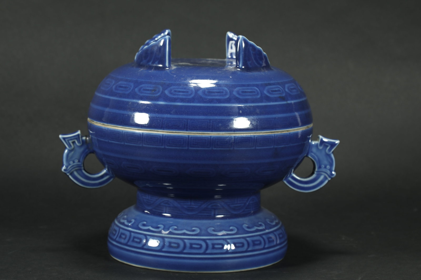 QING DYNASTY BLUE OIL GUI: H:19CM L:24CM